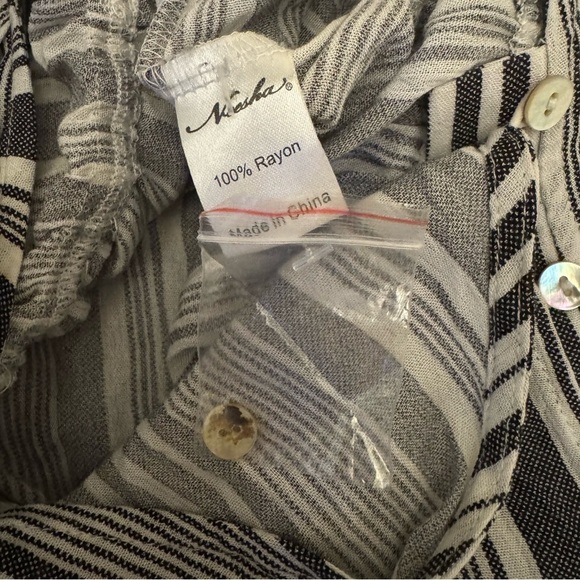 Neesha Striped Sleeveless Jumpsuit – Size L - Picture 4 of 5